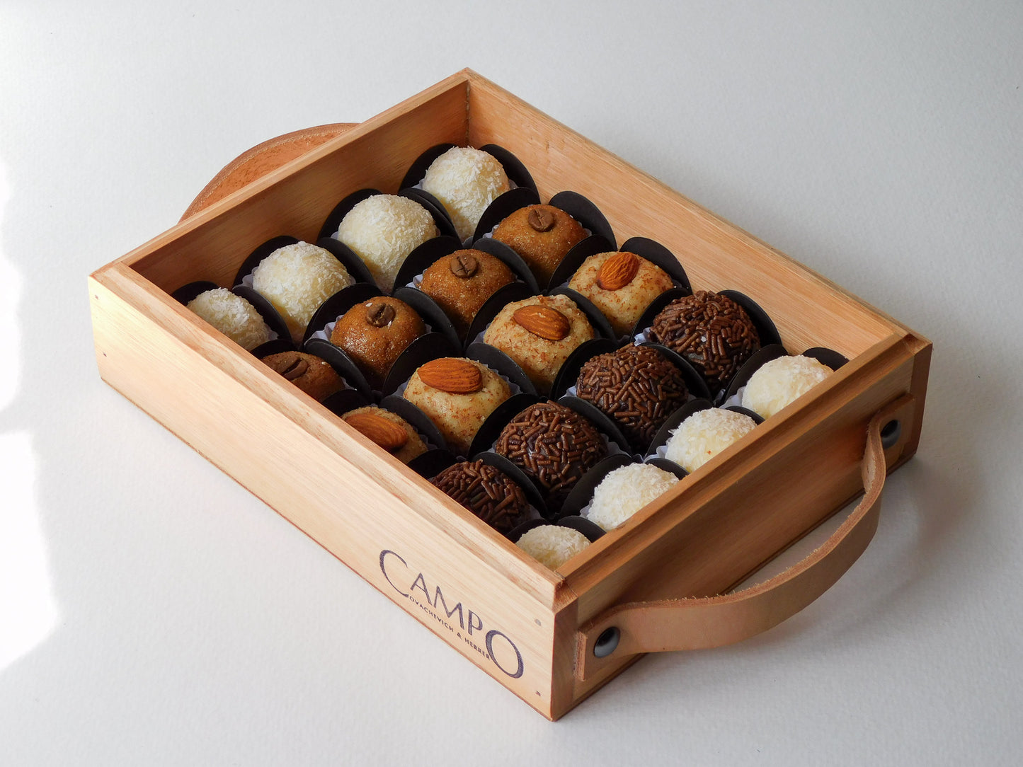 Canasta Collie - 20 brigadeiros finos